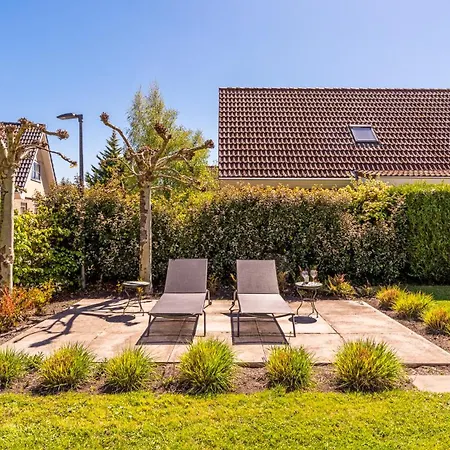 Holiday home De Lepelaer